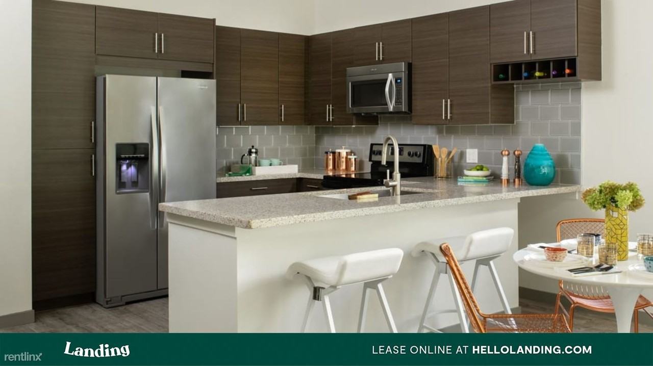 Landing Furnished Apartment Parkway Flats - Photo 3 of 21