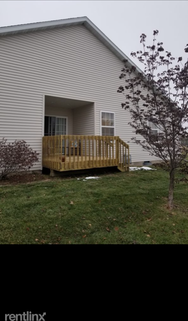 700 Williamson Ave - Photo 3 of 14
