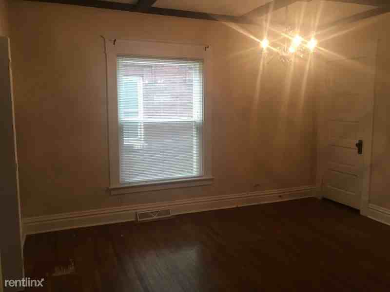 820 Cranberry St - Photo 2 of 7