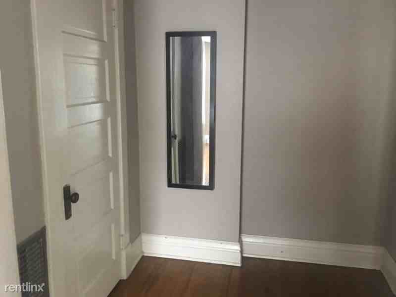 820 Cranberry St - Photo 3 of 7