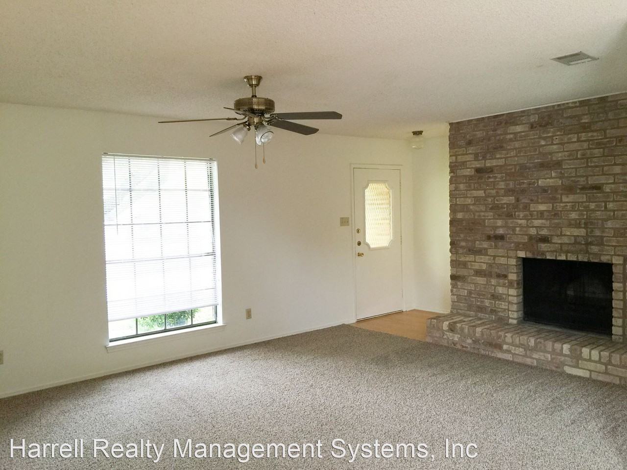 5714 Wilshire Dr - Photo 3 of 9