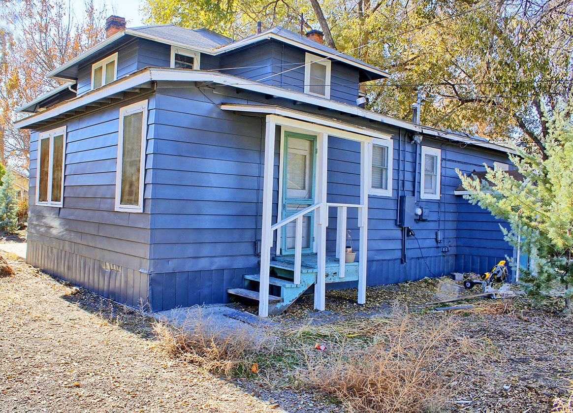 540 Hill Ave - Photo 3 of 20