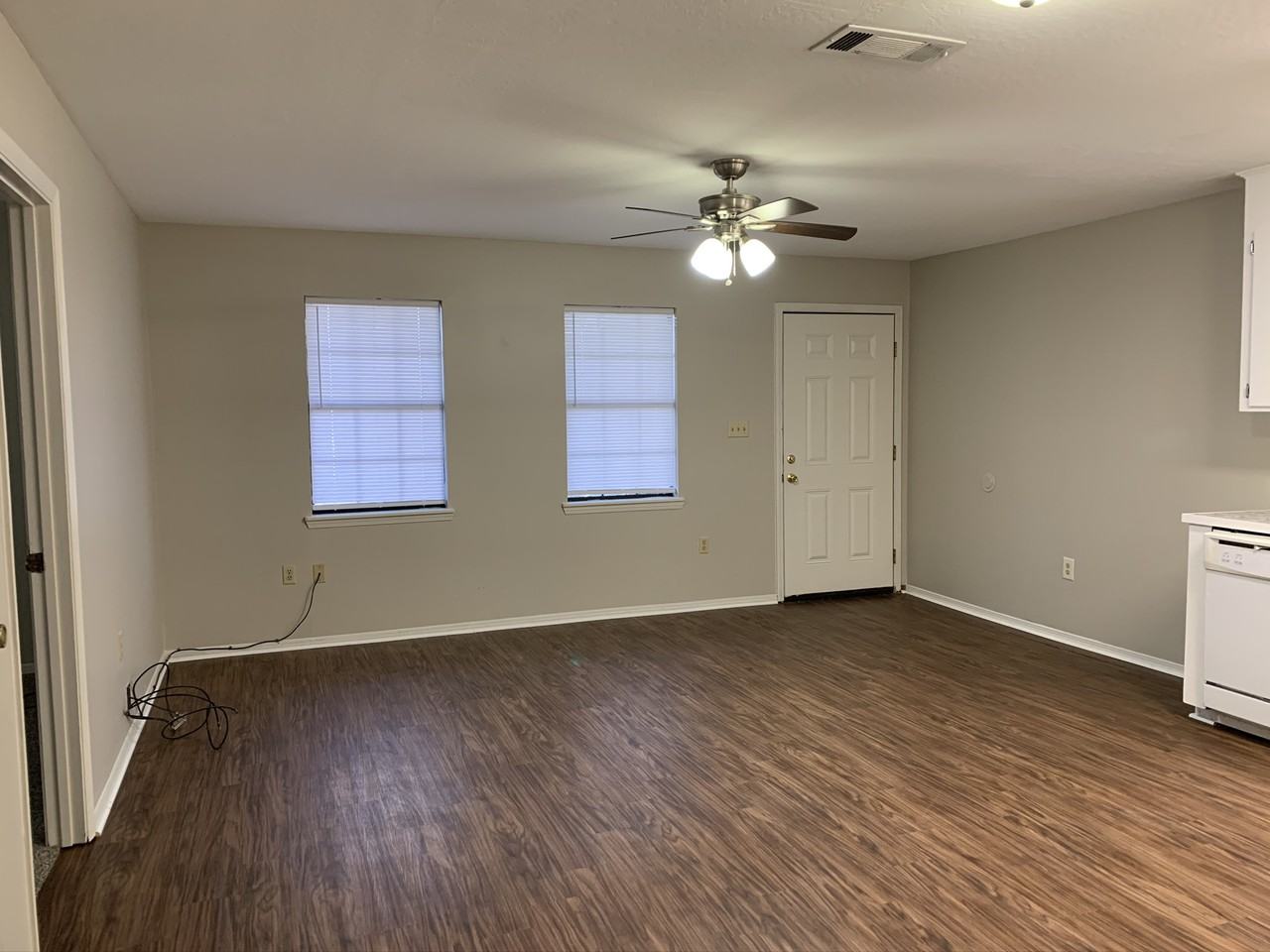 612 N 31st Ave - Photo 2 of 10