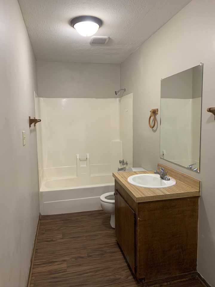 612 N 31st Ave - Photo 3 of 10