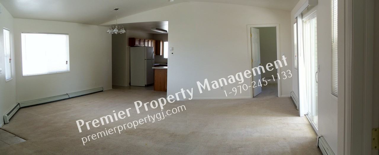 614 Bear Valley Dr - Photo 3 of 9