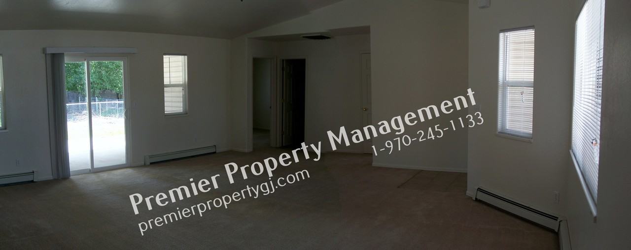 614 Bear Valley Dr - Photo 4 of 9