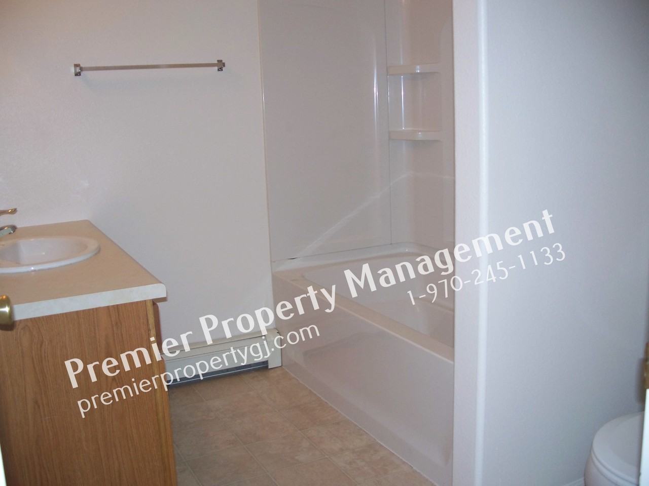 614 Bear Valley Dr - Photo 5 of 9