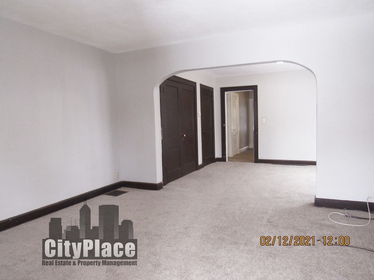 2036 Southeastern Ave - Photo 3 of 10