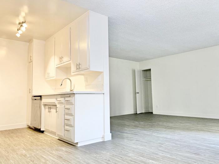 13205 Barbara Ann St - Photo 2 of 7