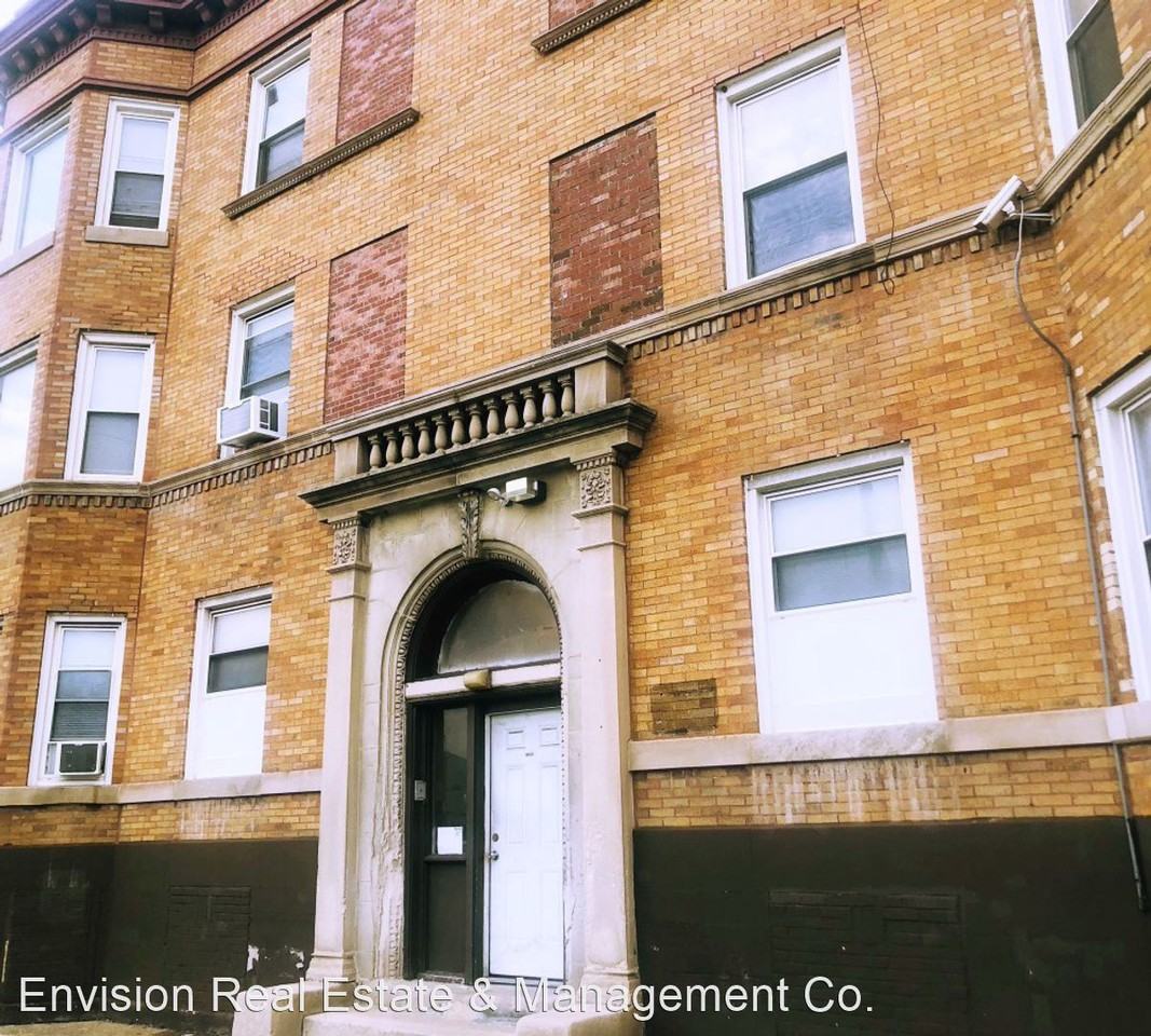 7200 S Stony Island Ave 15391549 E 72nd St. Apartments for Rent in