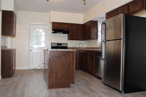 5821 60th St - Photo 3 of 25