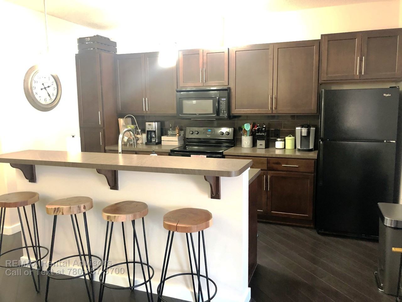 308 Ambleside Link Sw - Photo 3 of 16
