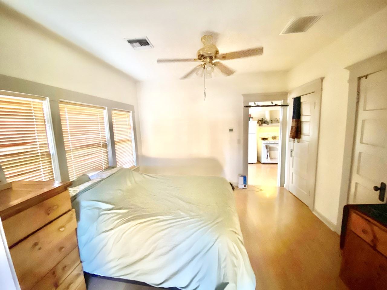 502 North 1st Avenue - 701 E 6th street - Photo 5 of 11