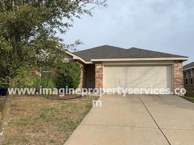 1122 Augustin Dr - Photo 3 of 15