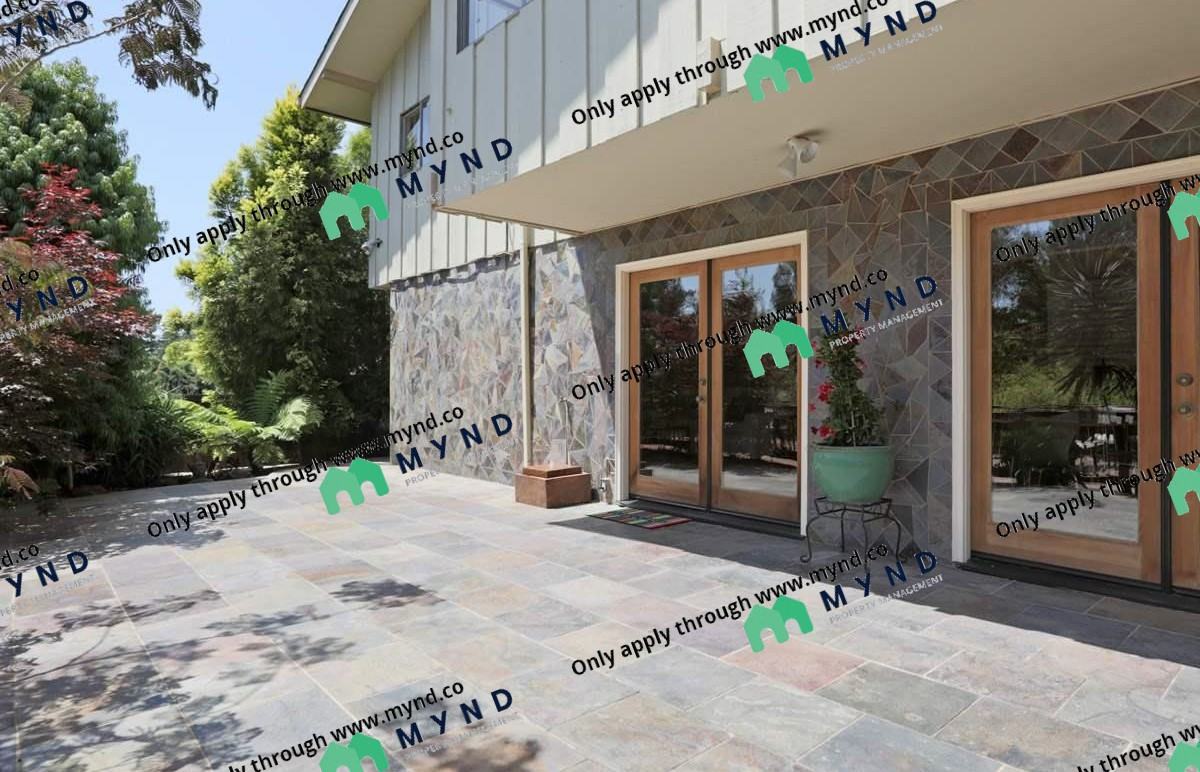 10820 Cameron Ave - Photo 3 of 5