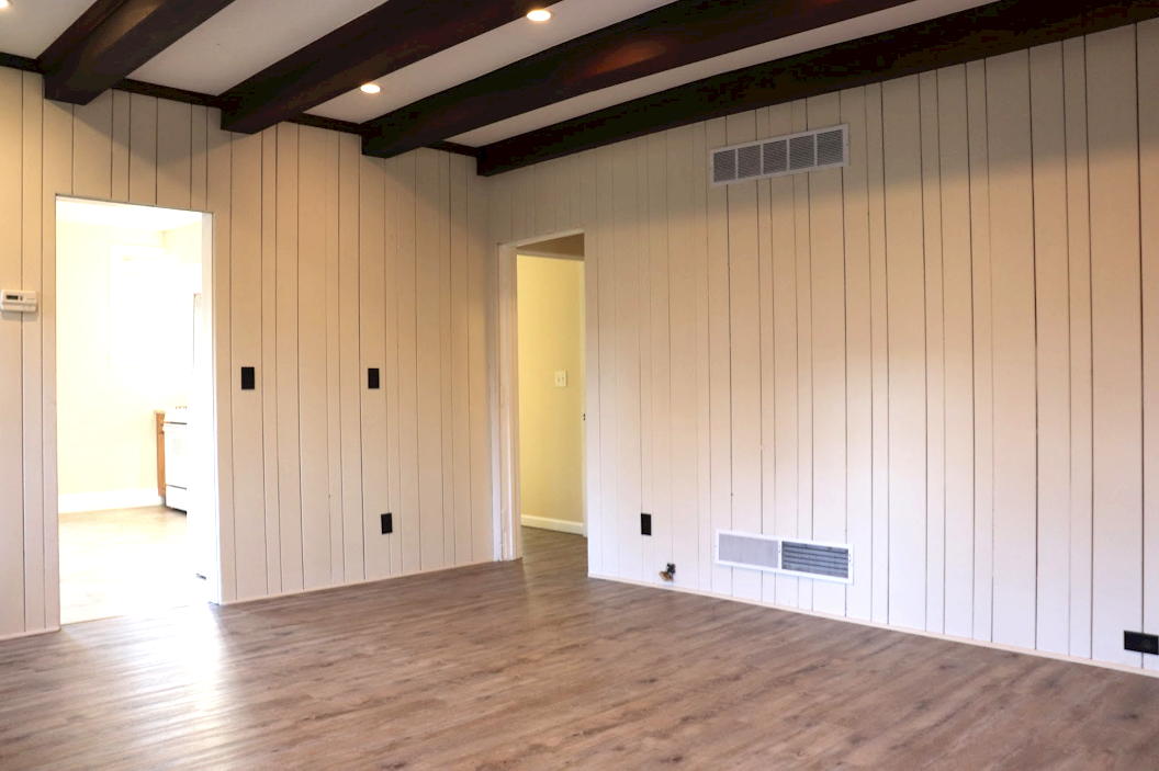 130 Flower Ln #130FLOWERL - Photo 2 of 4