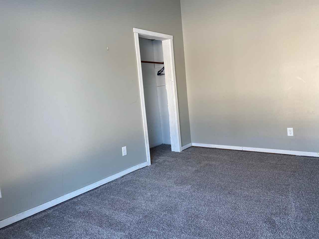 126 Main St E #3 - Photo 3 of 4