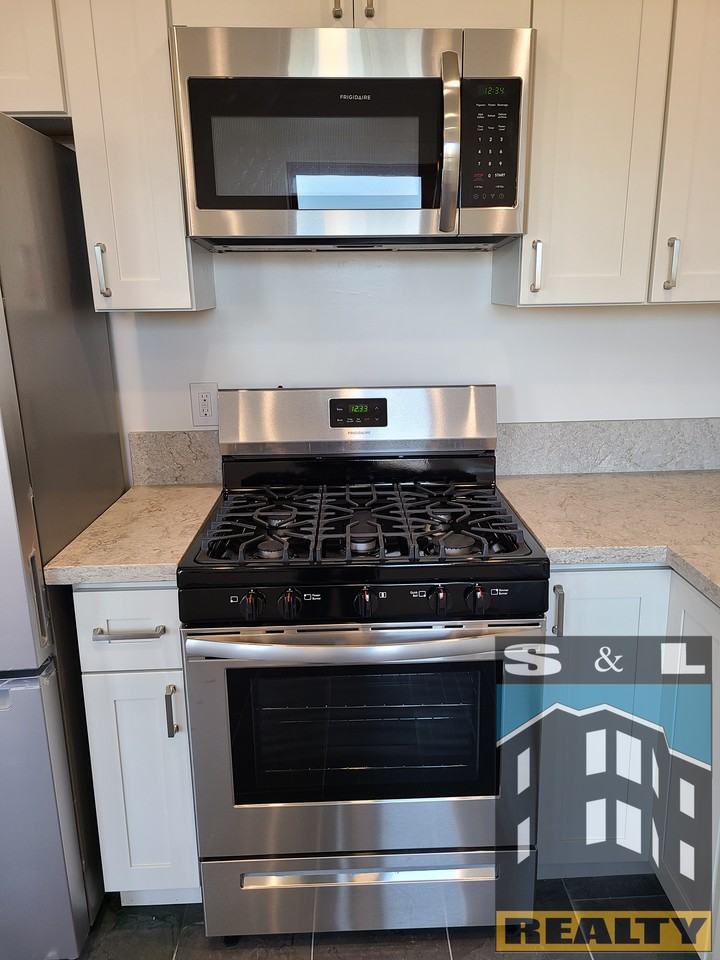 445 Webster Street #15 - Photo 2 of 11