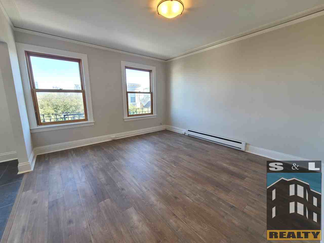 445 Webster Street #15 - Photo 3 of 11