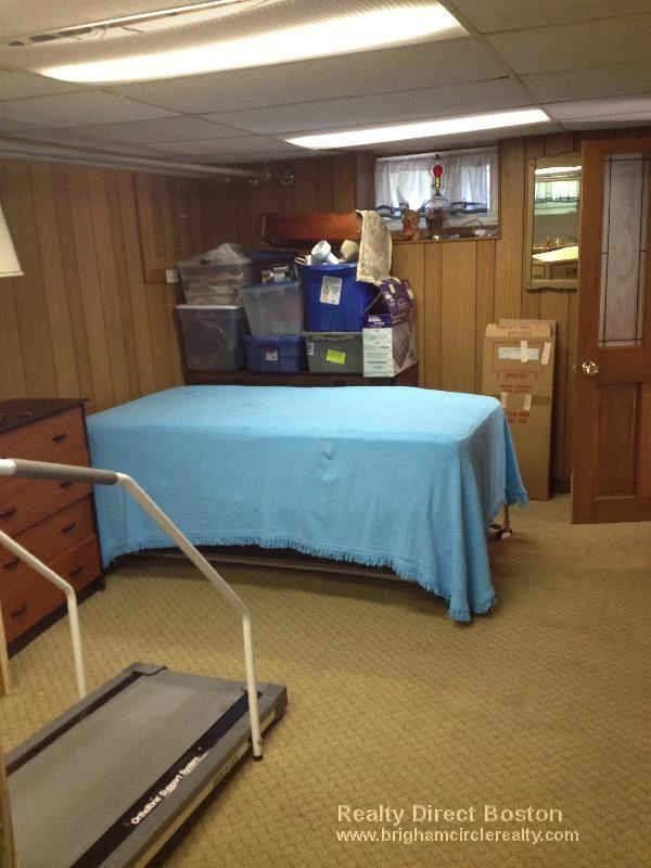 10 Hackensack Rd - Photo 2 of 3