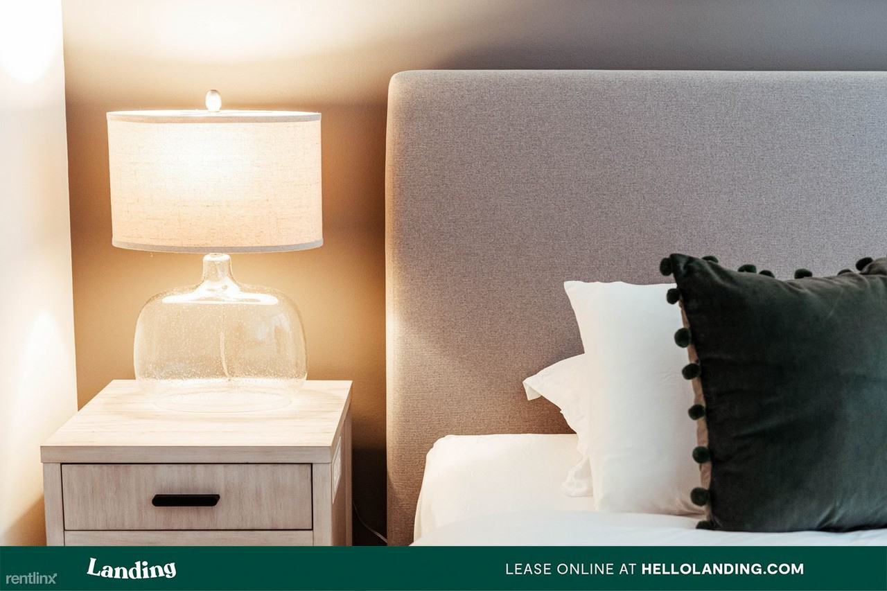 Landing Furnished Apartment Sterling Town Center - Photo 3 of 50