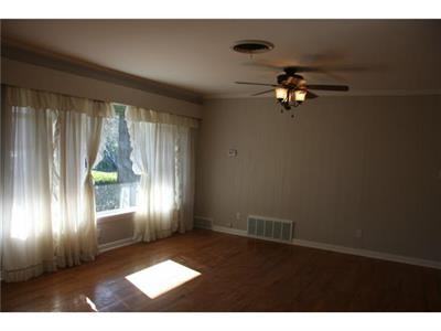 6517 Davidson St - Photo 2 of 20