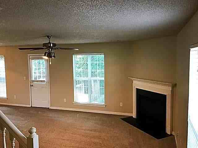 5016 Kens Ct - Photo 3 of 19