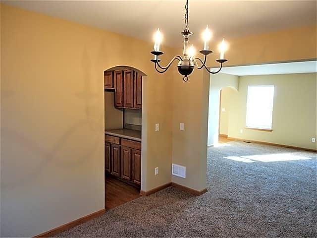 813 Water Stone Way - Photo 3 of 20