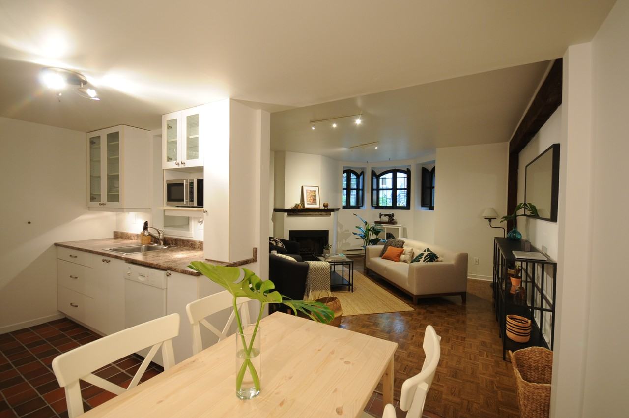 3431 Rue Sainte-Famille - Photo 2 of 12