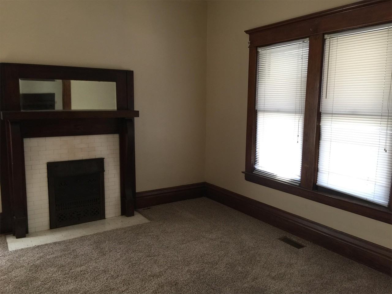 1222 9th St #1 - Photo 5 of 15