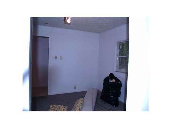 2018 Lyons Ave - Photo 2 of 6