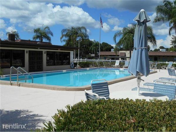 Pinehurst Village - Photo 3 of 5