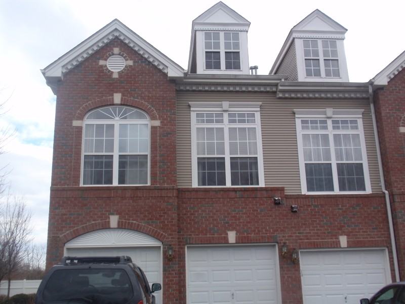 131 Rock Hill Rd - Photo 2 of 16