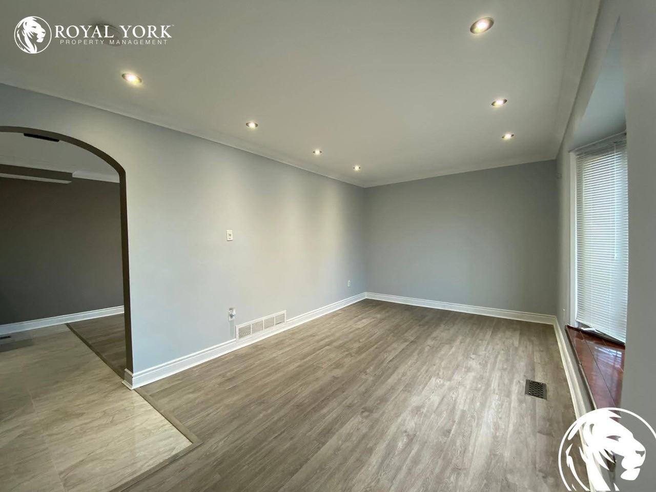 702 Abingdon Crt #1 - Photo 2 of 29