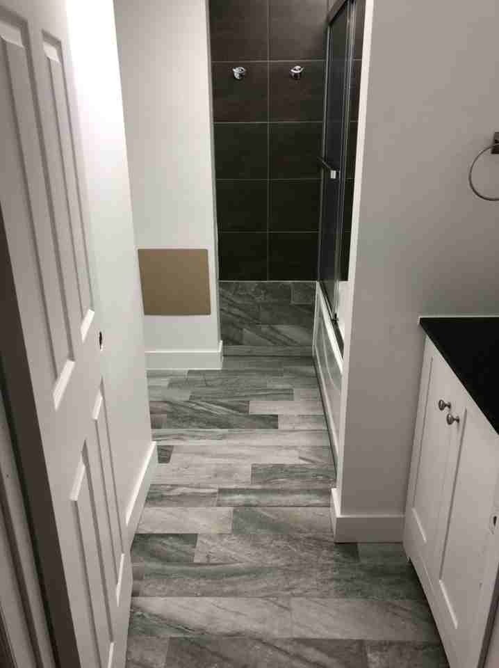 924 Adelaide St W - Photo 7 of 20