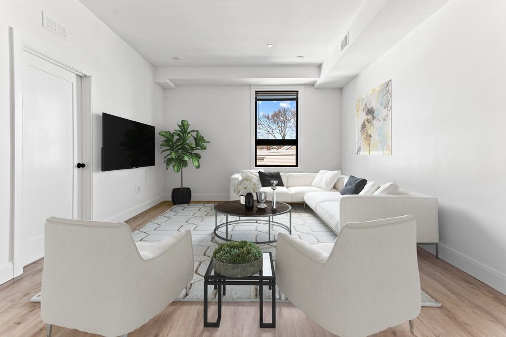 The Olivia at 1137 - Photo 2 of 6