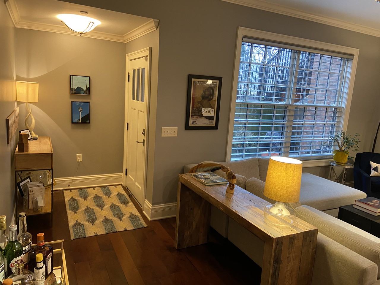 240 East Gay Street - Photo 2 of 10