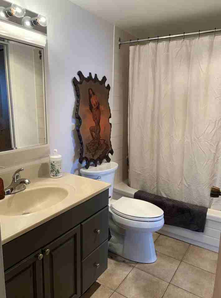 2041 Bellwood Avenue - Photo 3 of 8