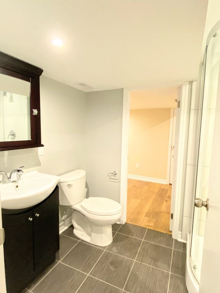 15 Rutherford Avenue - Photo 6 of 10