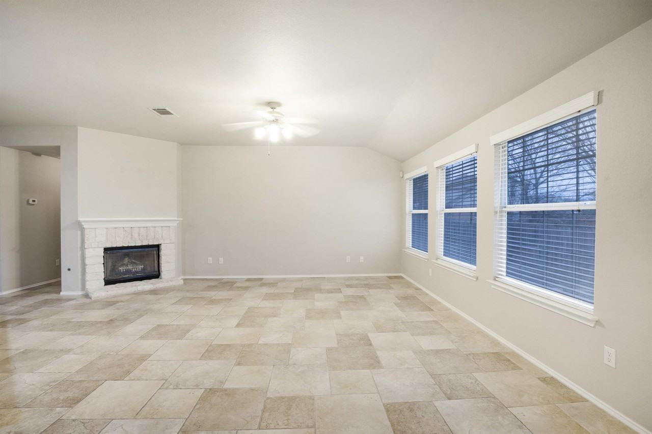 1329 Solitaire #1 - Photo 3 of 26