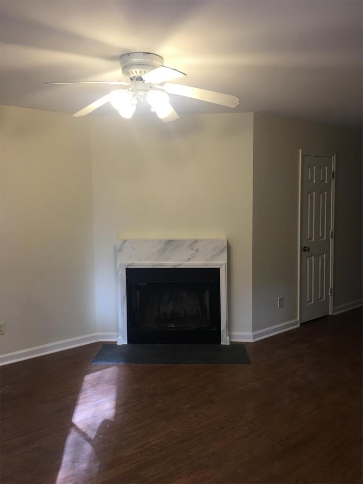 112B Tamara Ln #2 - Photo 3 of 19