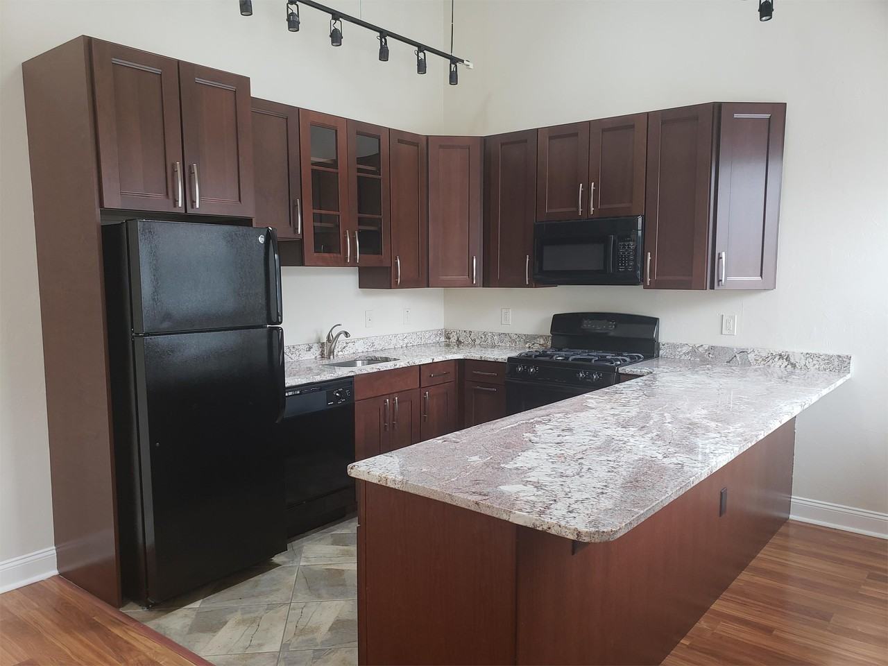 3223 Kennett Sq #1 - Photo 6 of 44