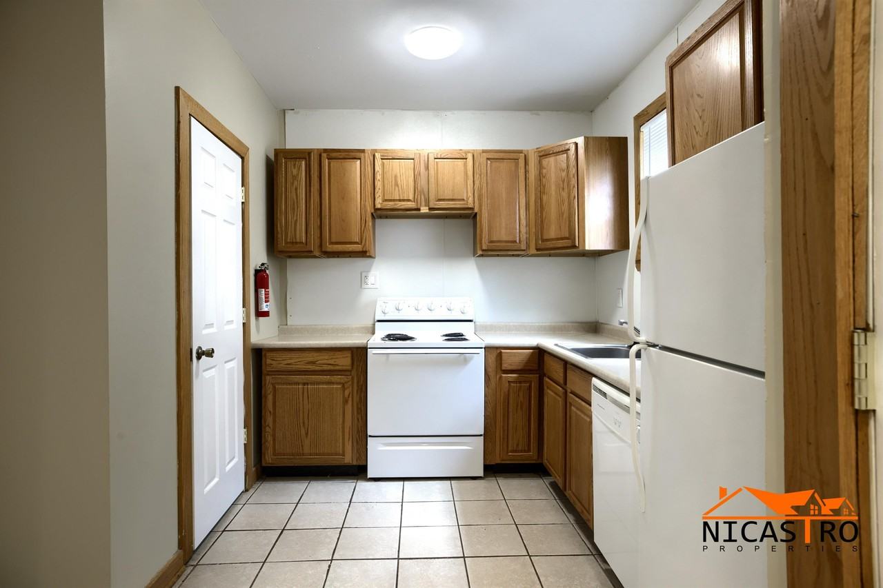 226 226 E 16th Avenue-RearREAR - Photo 7 of 40