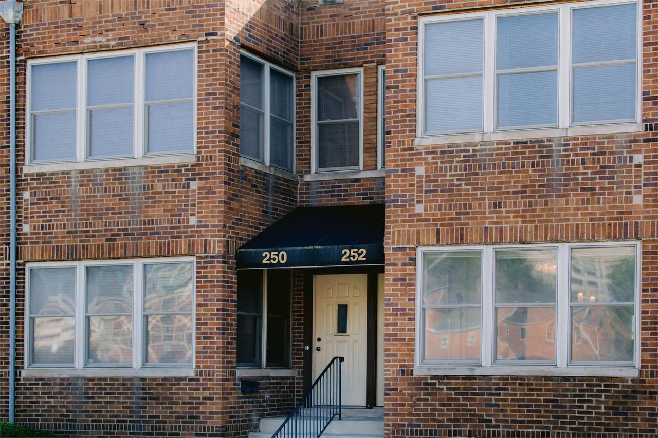 252 S Washington Ave - Photo 2 of 50