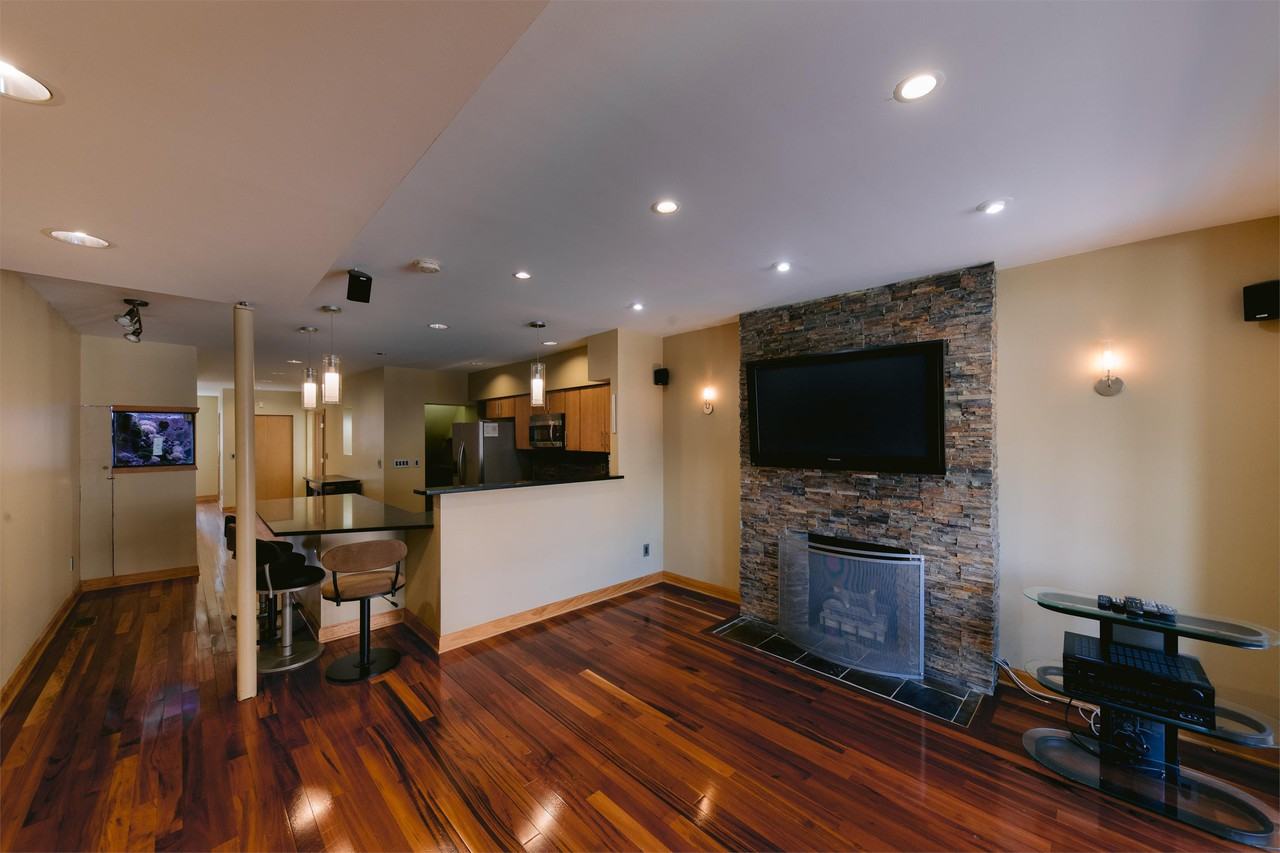 252 S Washington Ave - Photo 4 of 50