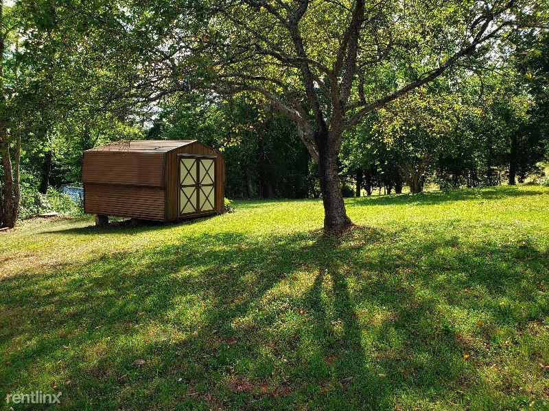 84 E Hunt Dr - Photo 3 of 10