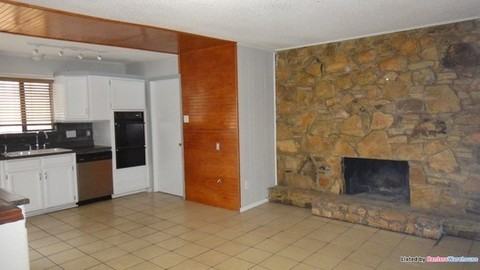 2823 Norwood Ln - Photo 2 of 15