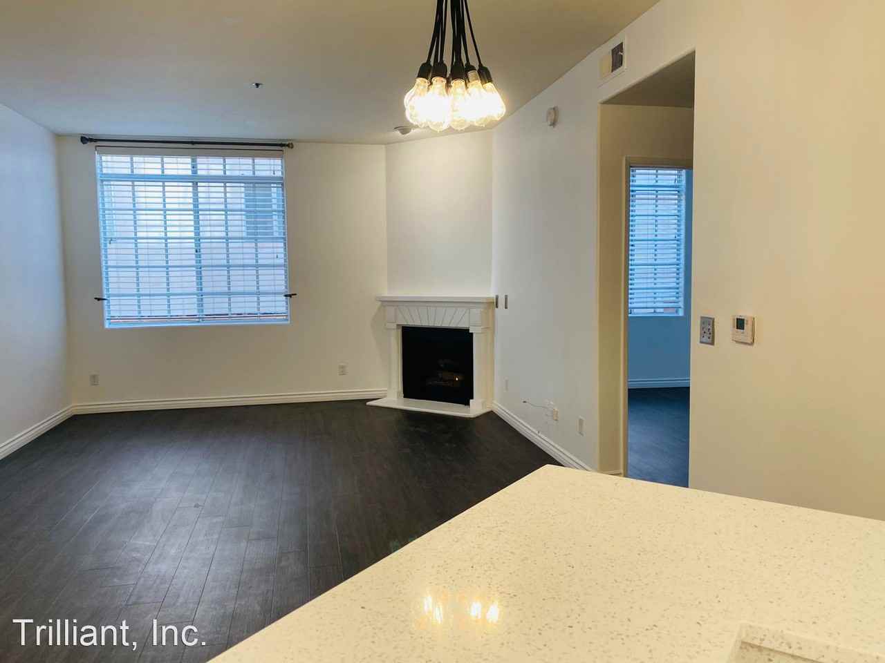 1450 N Vista Street - Photo 3 of 18