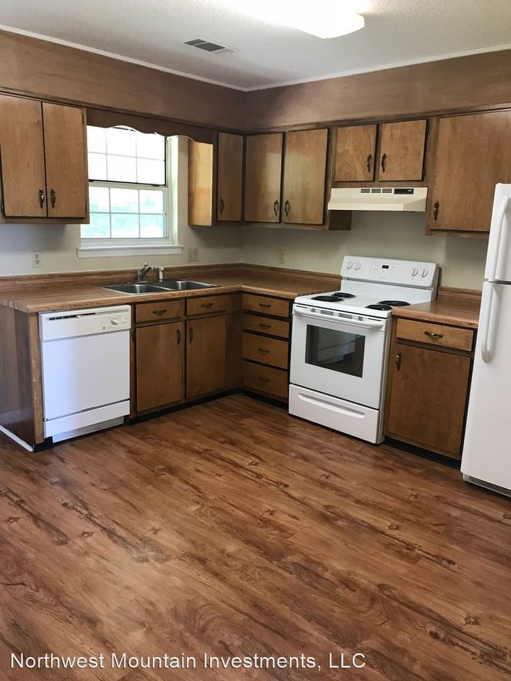 Indigo Lane - Photo 3 of 9