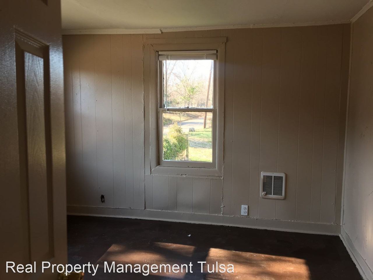 2518 N Owasso Ave - Photo 3 of 10